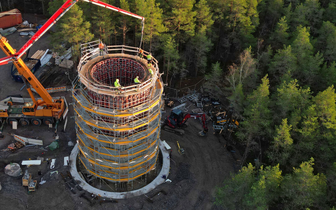 RAJUKIVI RAKENTAA KLAUKKALAN VESITORNIN BETONIRAKENTEET